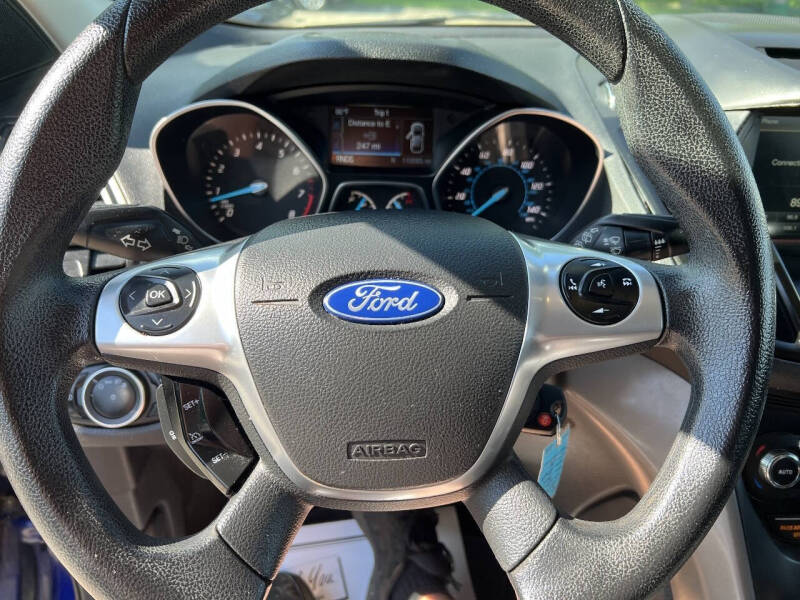 2015 Ford Escape SE