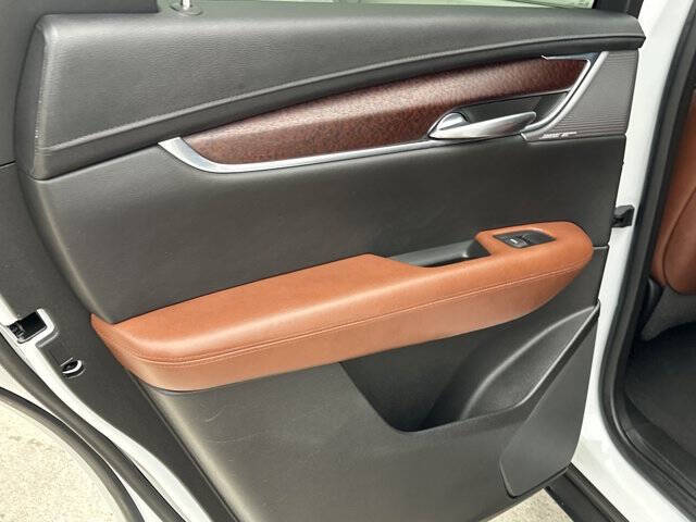 2020 Cadillac XT5 Premium Luxury