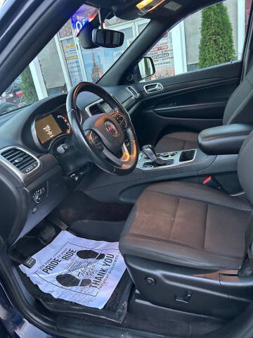 2018 Jeep Grand Cherokee Laredo E