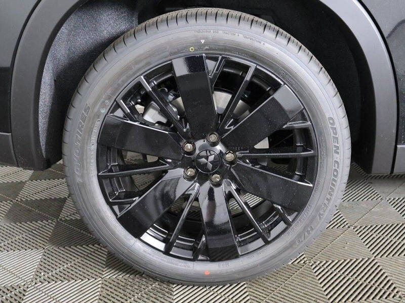 2026 Mitsubishi Outlander LE