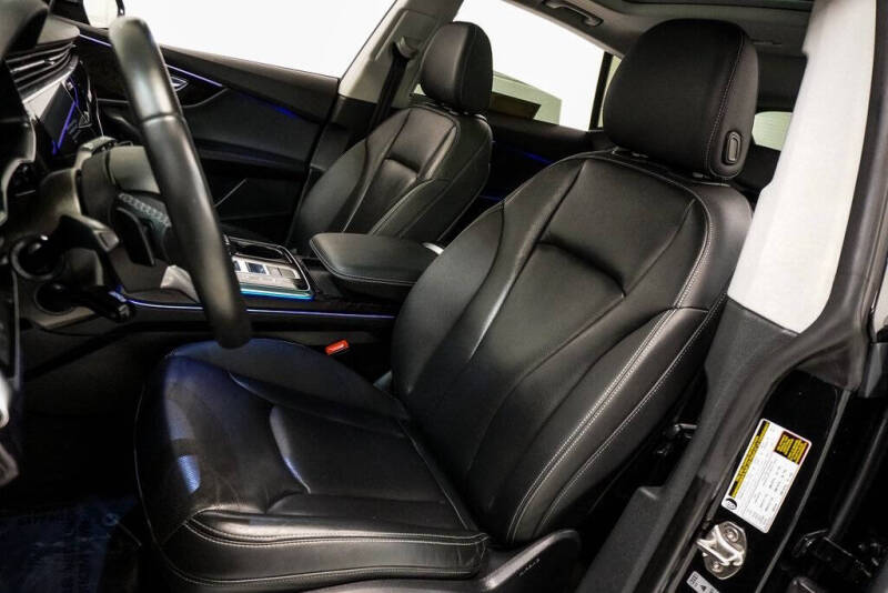 2022 Audi Q8 quattro Premium Plus 55 TFSI