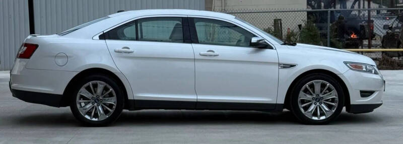 2010 Ford Taurus Limited