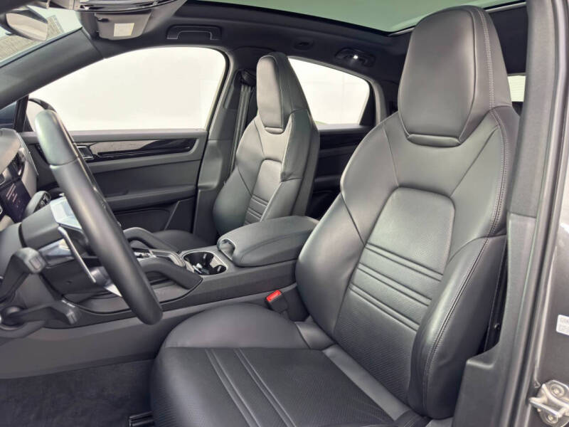 2023 Porsche Cayenne