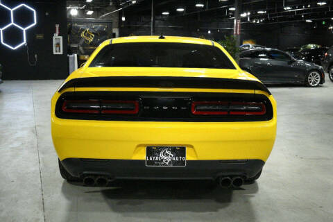 2018 Dodge Challenger 392 HEMI Scat Pack Shaker
