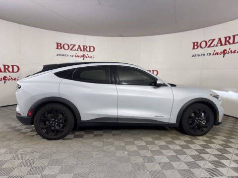 2022 Ford Mustang Mach-E Select