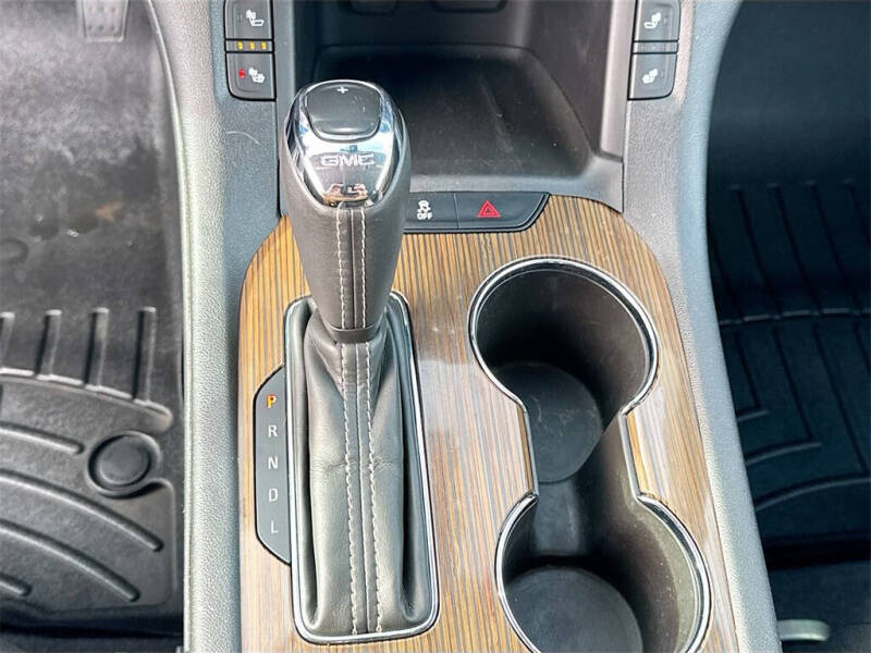 2018 GMC Acadia SLE-2