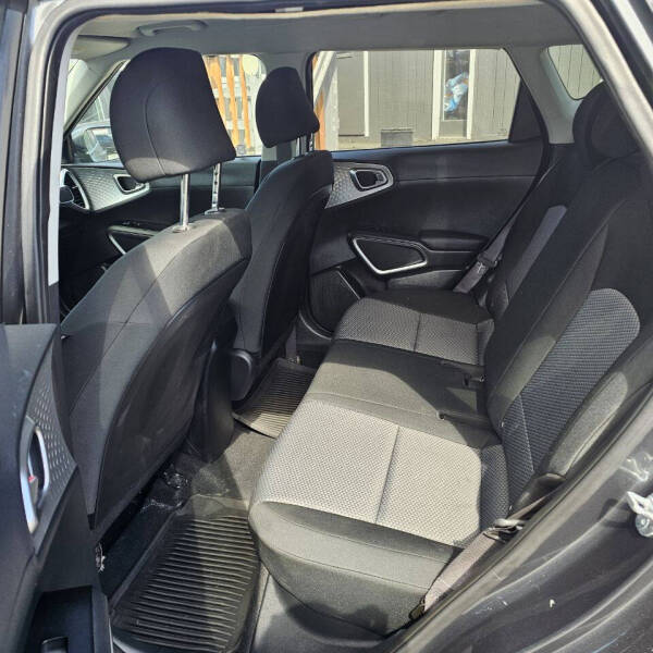 2024 Kia Soul LX