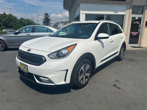 2019 Kia Niro for sale at ADAM AUTO AGENCY in Rensselaer NY