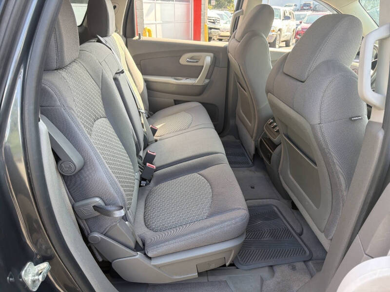 2012 Chevrolet Traverse LS