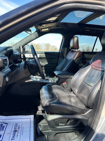 2020 Ford Explorer Platinum