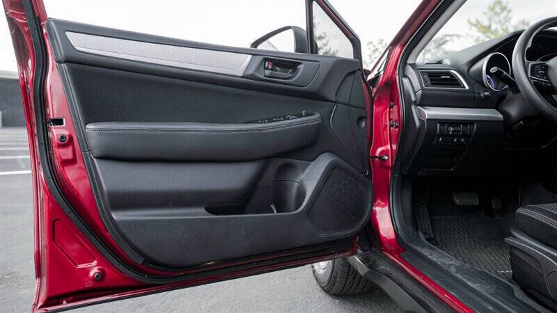 2019 Subaru Outback 2.5i