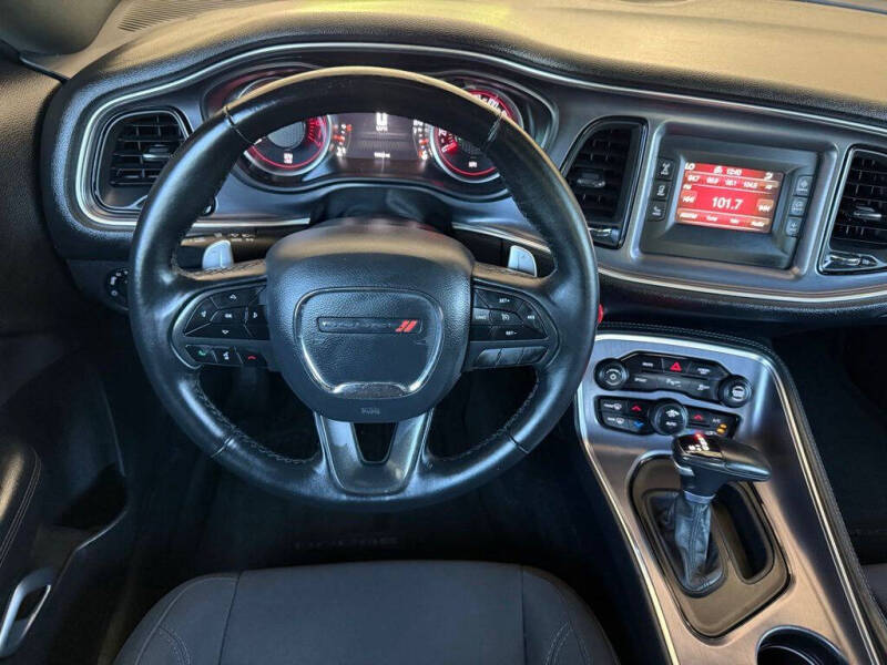2017 Dodge Challenger R/T
