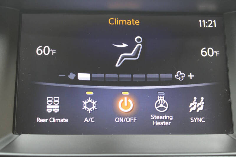 2020 Nissan Pathfinder SL