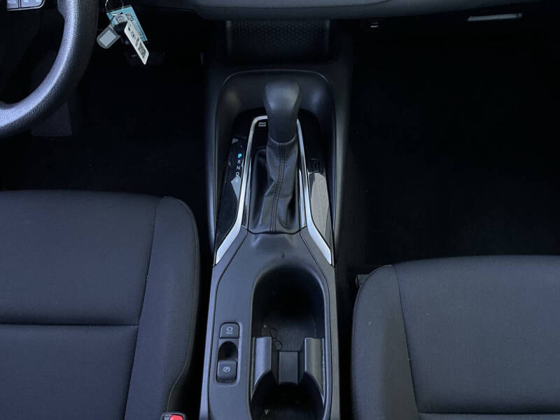 2025 Toyota Corolla Hybrid LE