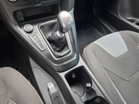 2017 Ford Focus ST