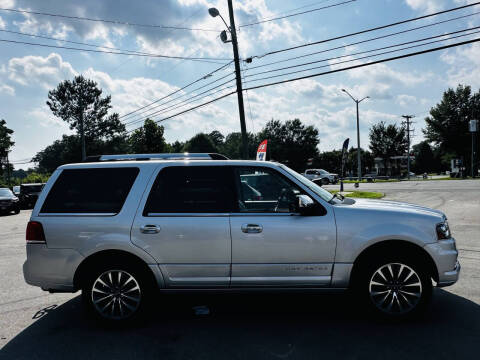2016 Lincoln Navigator Select