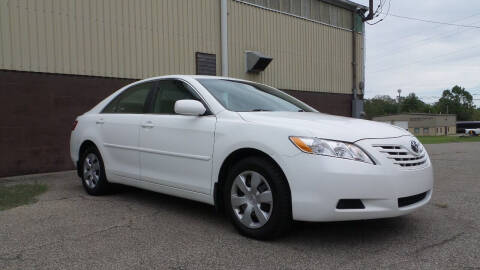 2009 Toyota Camry for sale at Car $mart in Masury OH