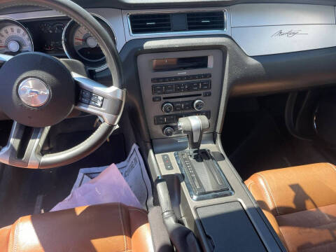 2012 Ford Mustang V6 Premium