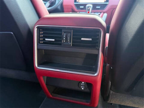 2023 Porsche Cayenne