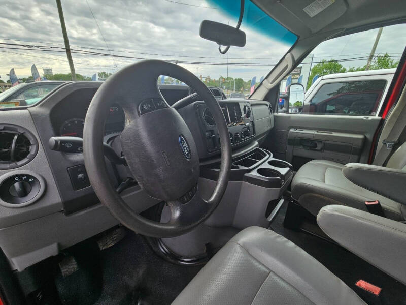 2014 Ford E-Series