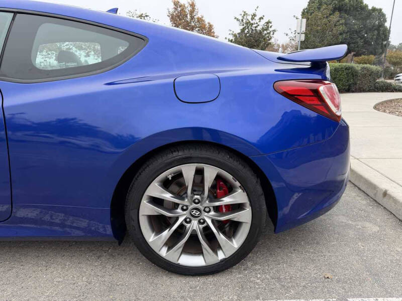 2013 Hyundai Genesis Coupe 3.8 Track