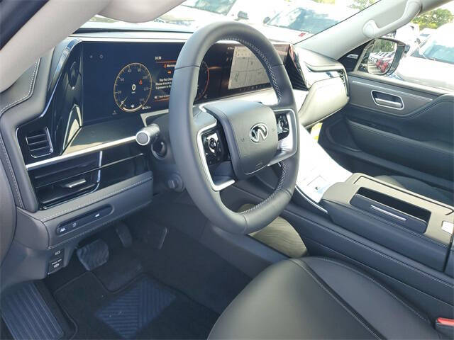 2026 Infiniti QX80 Pure