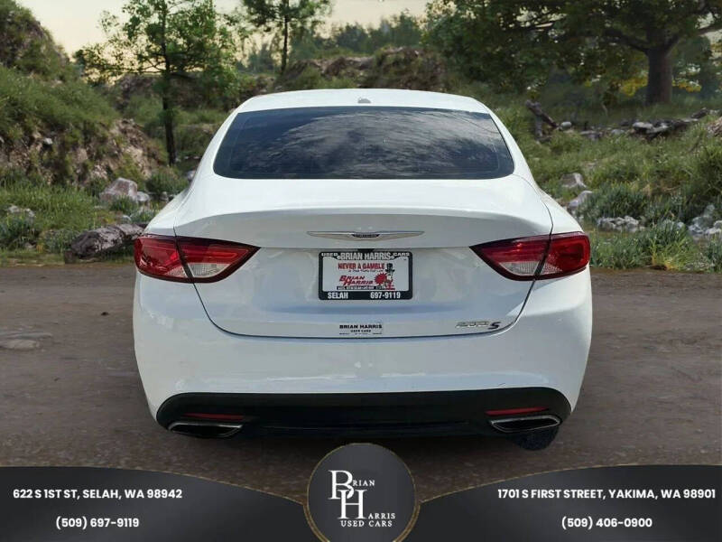2016 Chrysler 200