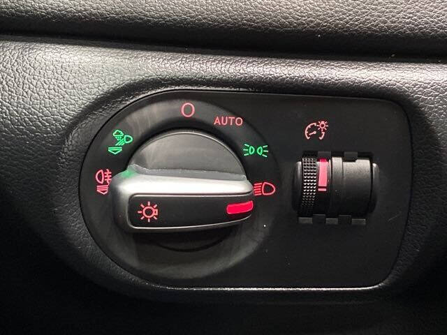 2016 Audi Q3 2.0T quattro Premium Plus