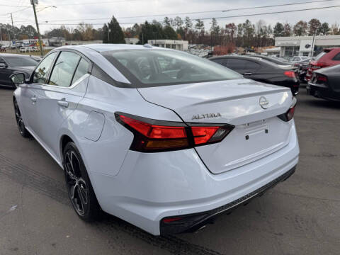 2024 Nissan Altima 2.5 SR