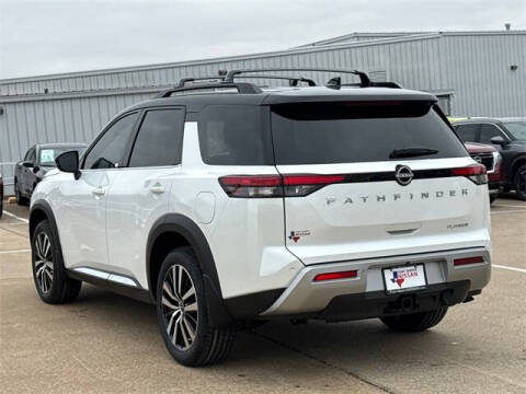 2025 Nissan Pathfinder Platinum