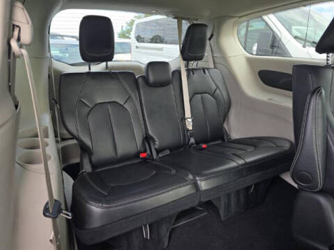 2024 Chrysler Pacifica Plug-In Hybrid