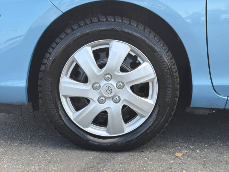 2015 Toyota Prius c Two