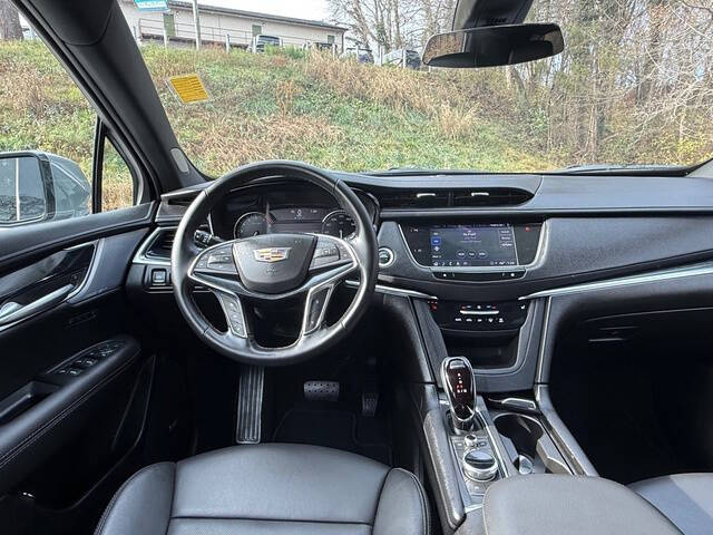 2025 Cadillac XT5 Premium Luxury