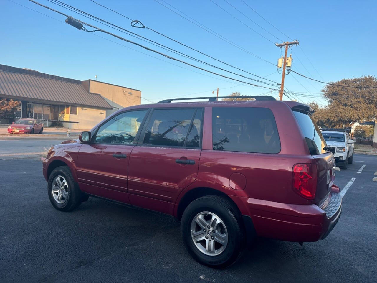 2005 Honda Pilot for sale at Sarenco Auto Inc in Dallas, TX