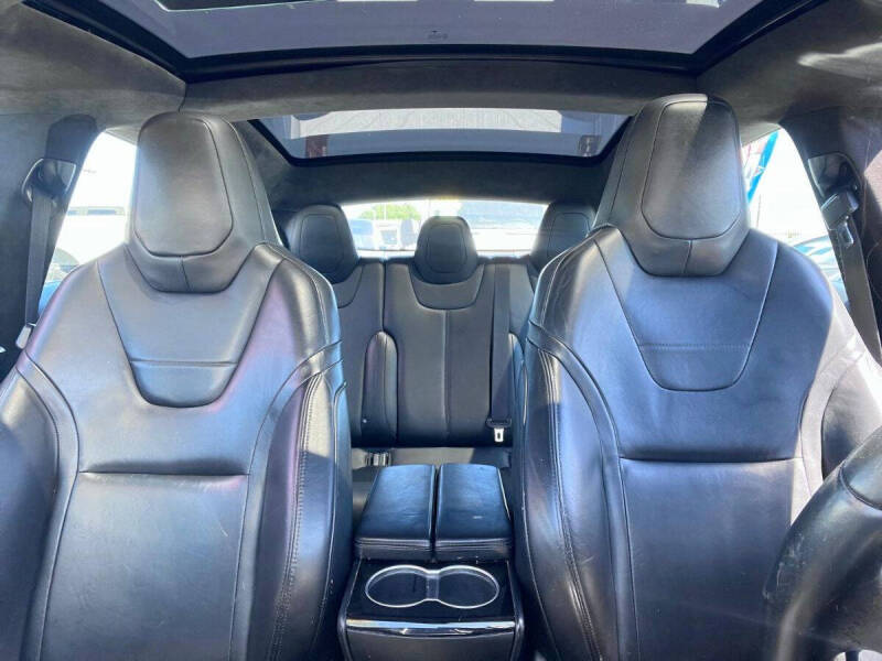 2016 Tesla Model S