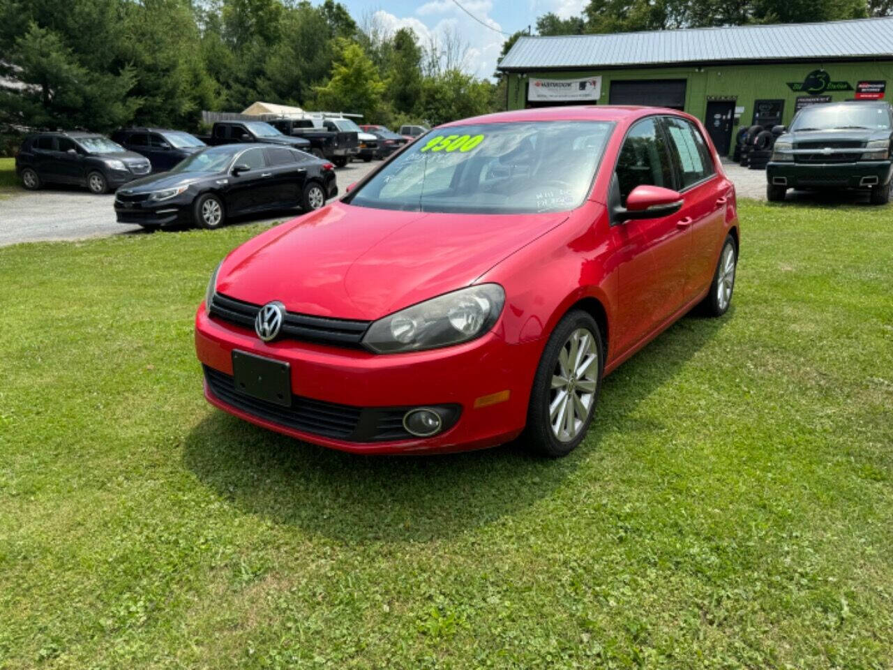 Dave's Used Cars LLC in Waymart, PA