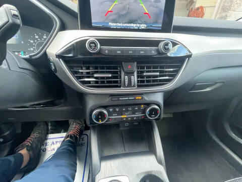 2022 Ford Escape SEL