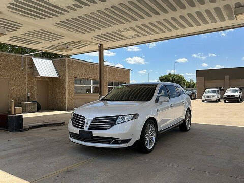 2019 Lincoln MKT