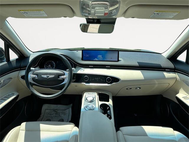 2024 Genesis GV70 2.5T Standard