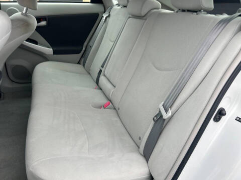 2011 Toyota Prius Three