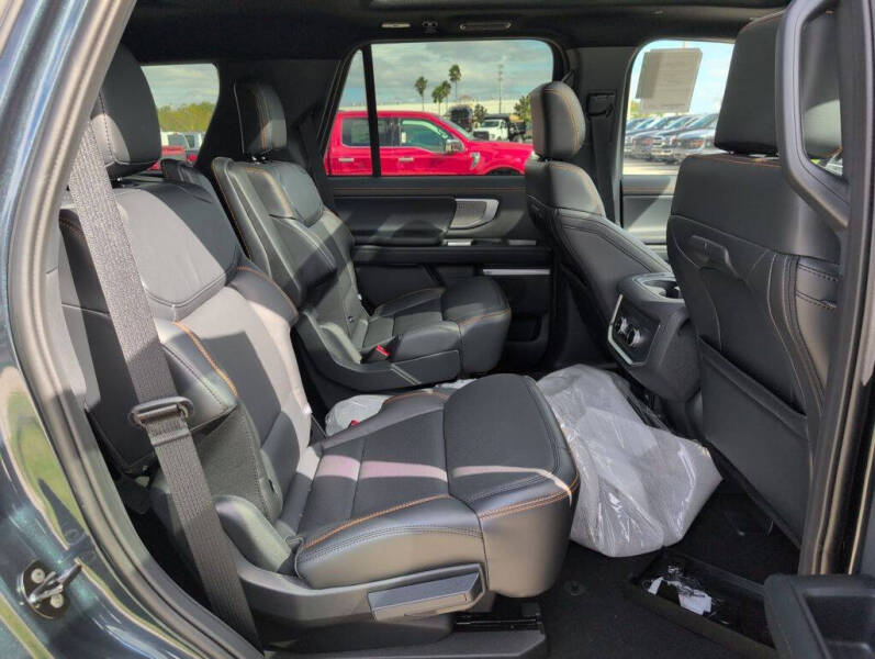 2025 Ford Expedition Tremor