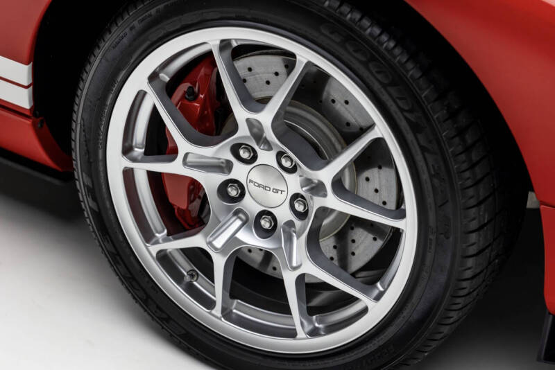 2005 Ford GT