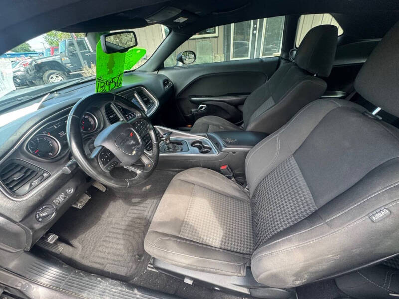 2019 Dodge Challenger SXT