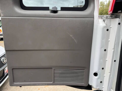 2012 Chevrolet Express LT 2500