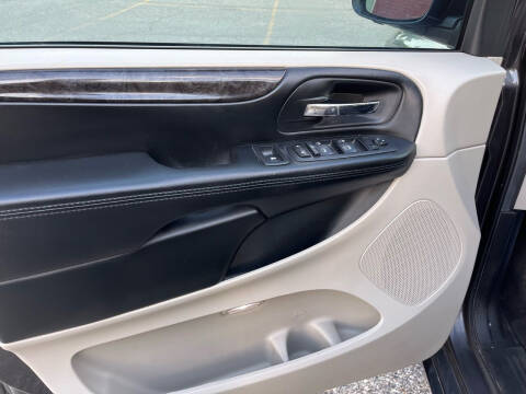 2017 Dodge Grand Caravan SE Plus