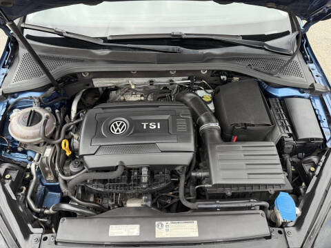 2016 Volkswagen Golf TSI SE