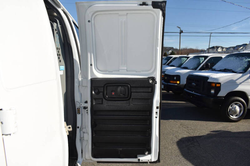 2021 Chevrolet Express 2500