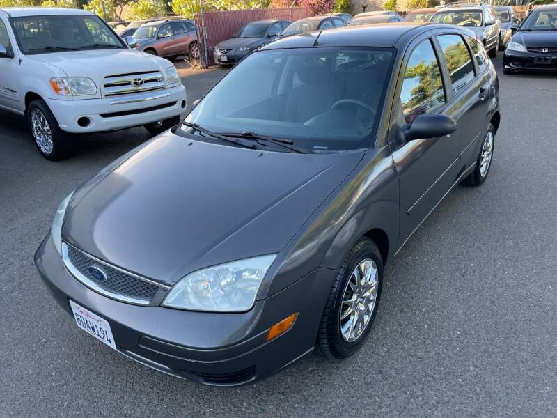 2005 Ford Focus for sale at C. H. Auto Sales in Citrus Heights CA
