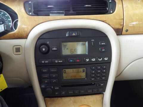 2003 Jaguar X-Type 2.5