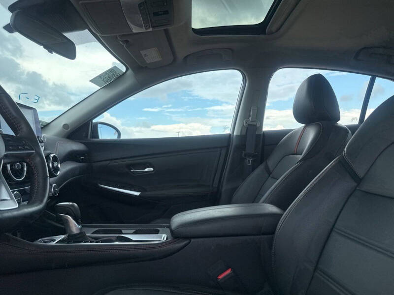 2025 Nissan Sentra SR